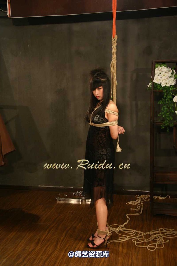 锐度主张 - 2009年第04期捆绑图（2009.1.16）模特：月儿 第 40 张图片