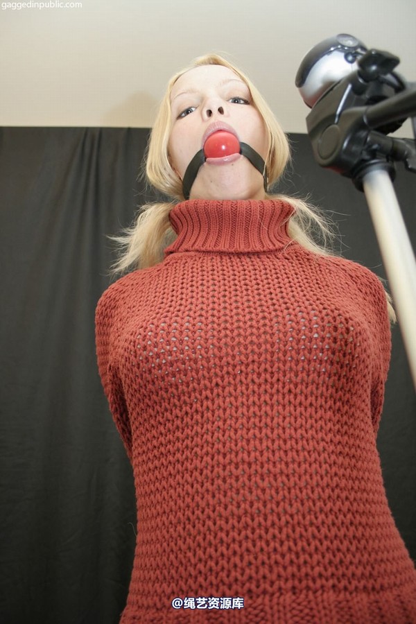 gaggedinpublic - gip017 第 49 张图片
