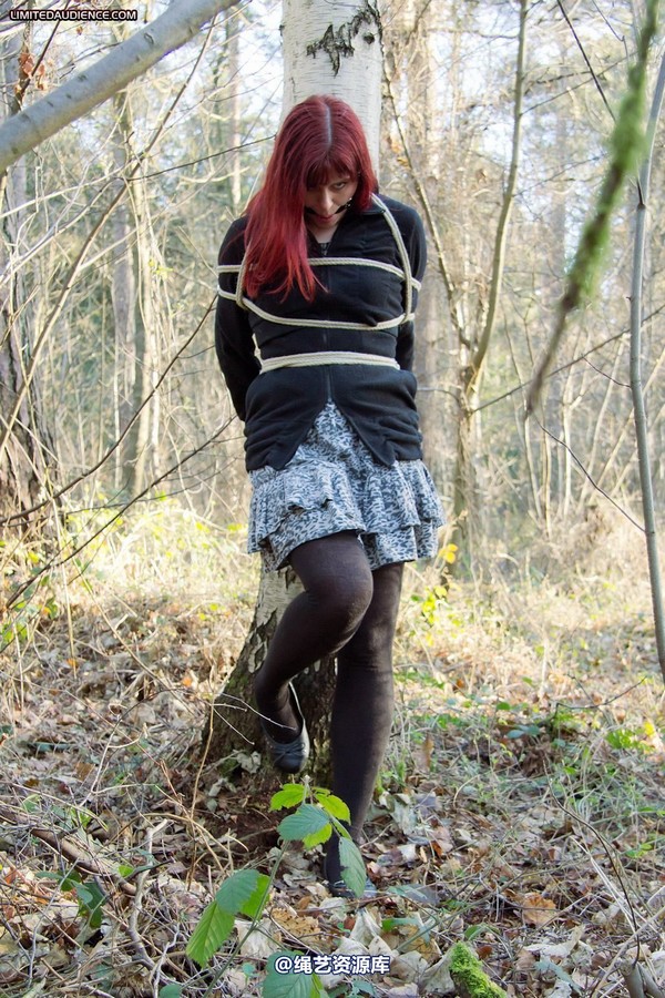 limitedaudience - 2012 scarlett stuck in the woods 第 32 张图片
