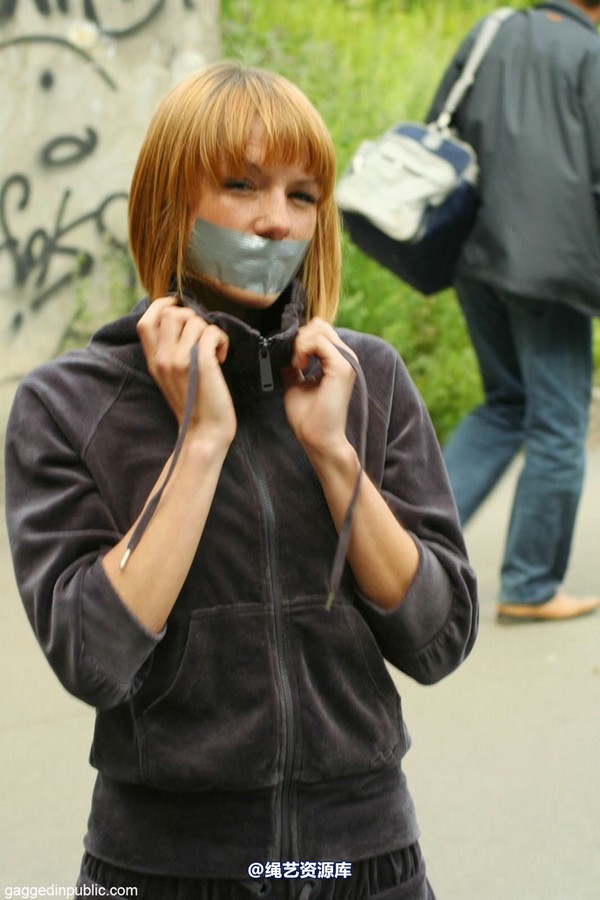 gaggedinpublic - gip071 第 6 张图片
