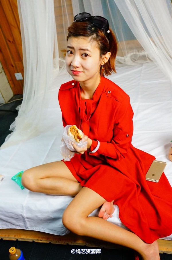 dk13美束馆 - 9.13-小宝红旗袍-120P 第 1 张图片