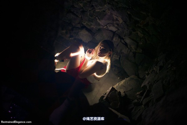 restrainedelegance - Captured By Light 第 105 张图片