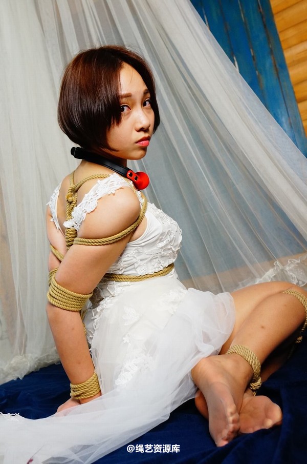 dk13美束馆 - 9.16-小仙儿白婚纱-D130P 第 78 张图片