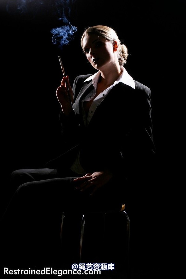 restrainedelegance - Femme Fatale 第 34 张图片