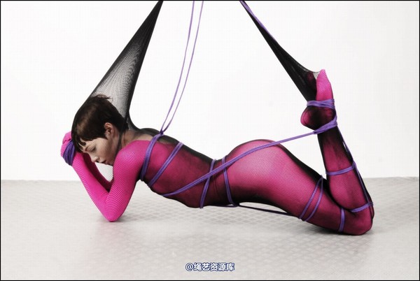 simplytied - Fawnya in fishnet 第 31 张图片