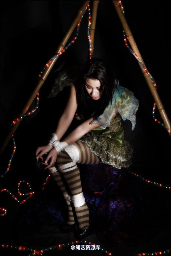 simplytied - Christmas Cracker 第 18 张图片