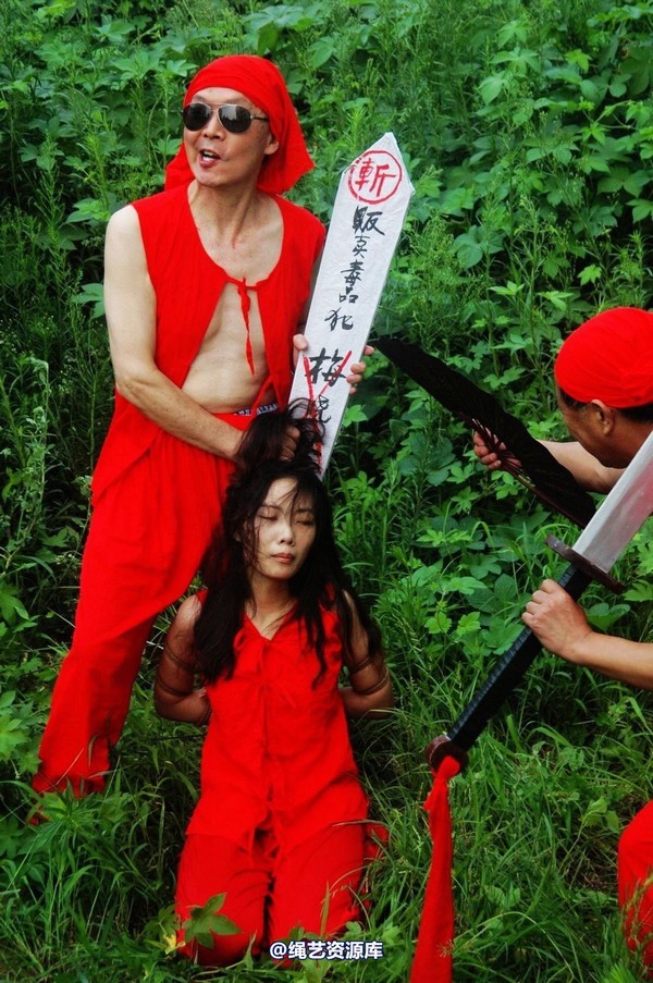mj影视 - 血的代价-红罪衣刑场木驴斩－梅晓芳2013-08-26 第 152 张图片