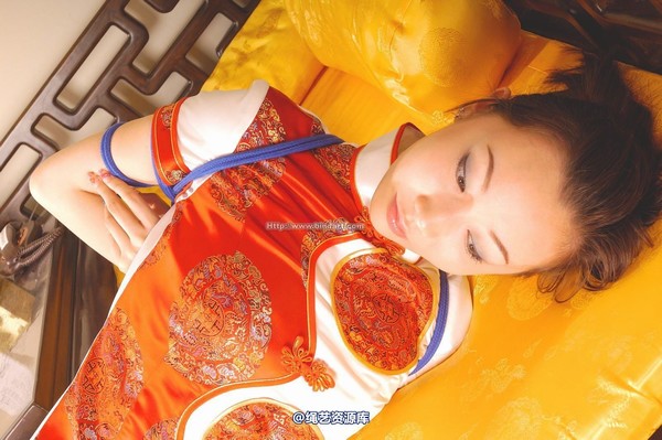 丽柜美束 - 2005-07-23 第 24 张图片