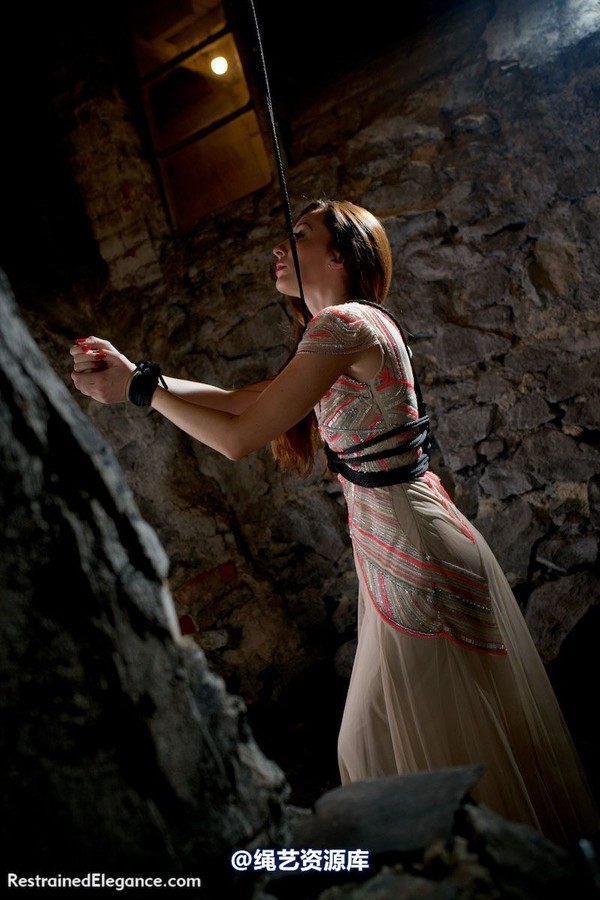 restrainedelegance - Sparkles in the Dungeon 第 88 张图片
