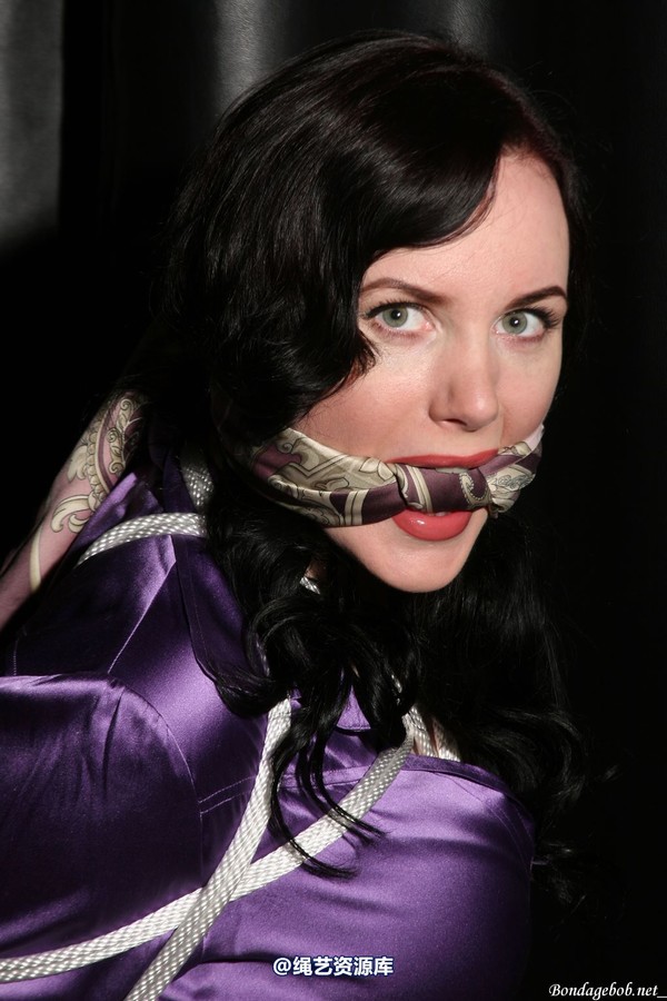 bondagebob - Morrigan In the spotlight 第 189 张图片