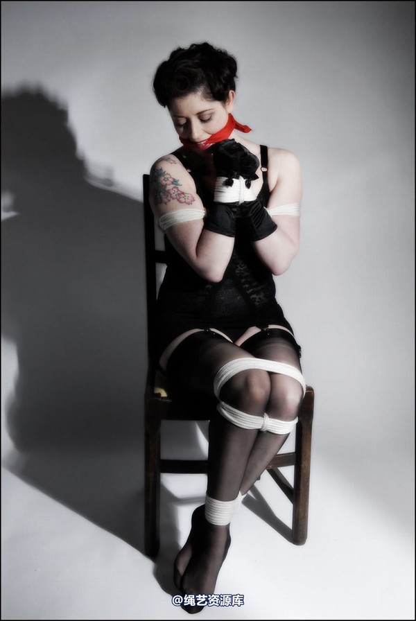 simplytied - 50s Girdle shoot 第 45 张图片