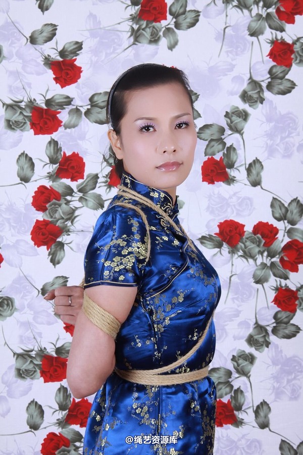 神艺缘 - 123-豪爽美女穿上旗袍，绑起来一样风情万钟 第 7 张图片