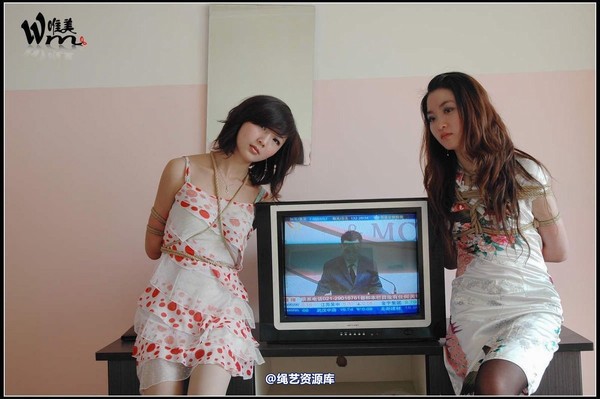 唯美之家 - 2009-11-25魅儿和书瑶 第 26 张图片