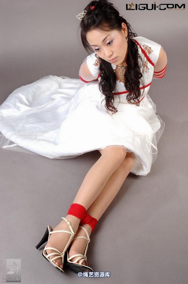 丽柜美束 - 2008-10-21 琳达 第 35 张图片