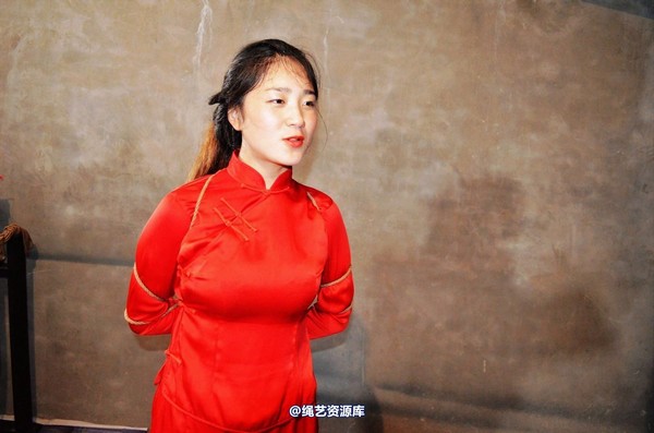 mj影视 - 血的代价梦境古大堂 女囚众生相2013-08-26 第 185 张图片