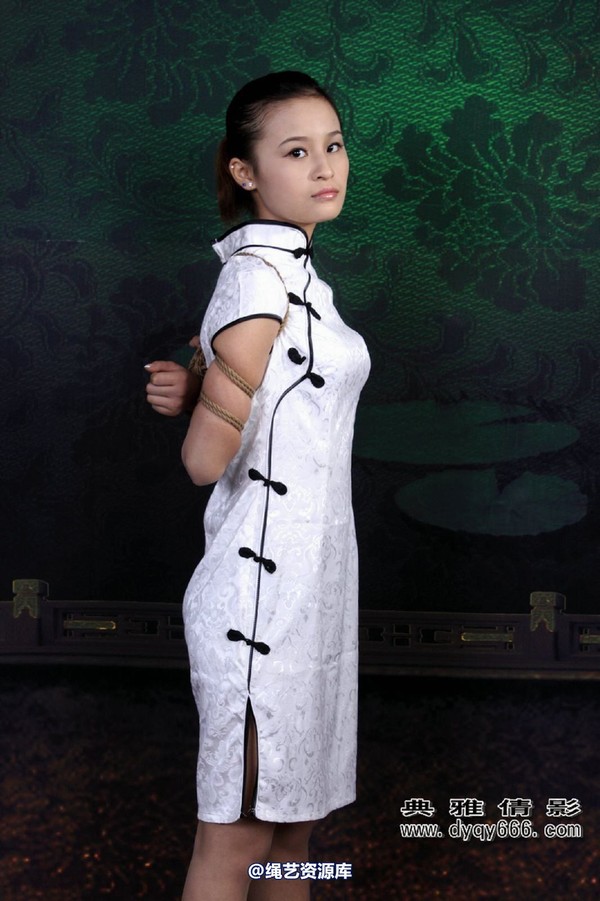 典雅倩影 - 012-典雅倩影美女丽莎旗袍 第 30 张图片