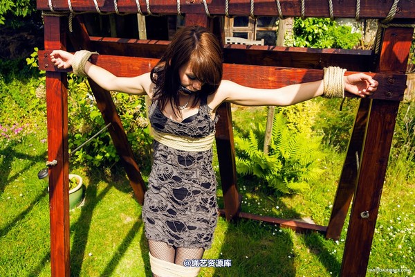 limitedaudience - 2014 luisa up on display 2 第 13 张图片