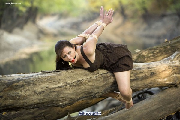 jbroper - Christina Carter 2011-1 第 34 张图片