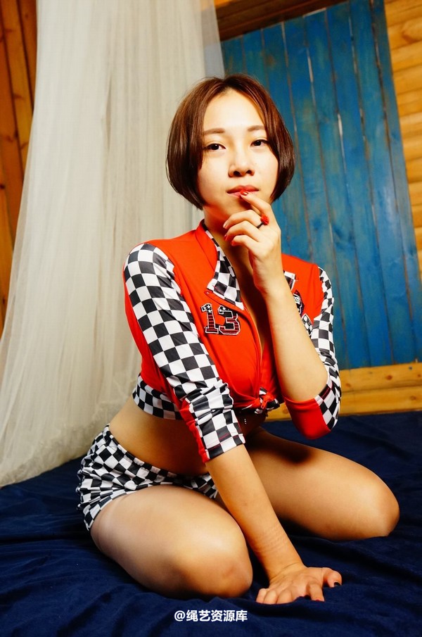 dk13美束馆 - 9.16-小仙儿赛车女郎-A120P 第 48 张图片