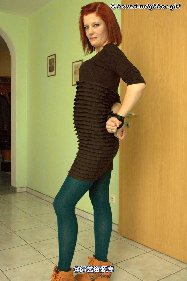 bound-neighbor-girl - Melina - Tied at home 1 第 12 张图片