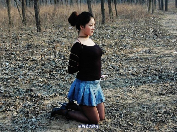 mj影视 - 2013-3-4陈沫踏青 黑丝美女最终的不归路 第 430 张图片