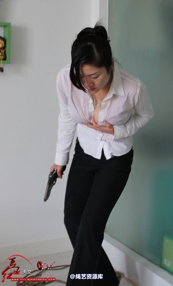 红豆的天空 - 现代女警题材《没那么容易》 第 12 张图片