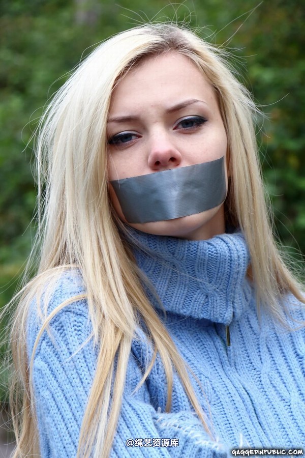 gaggedinpublic - gip403 第 52 张图片