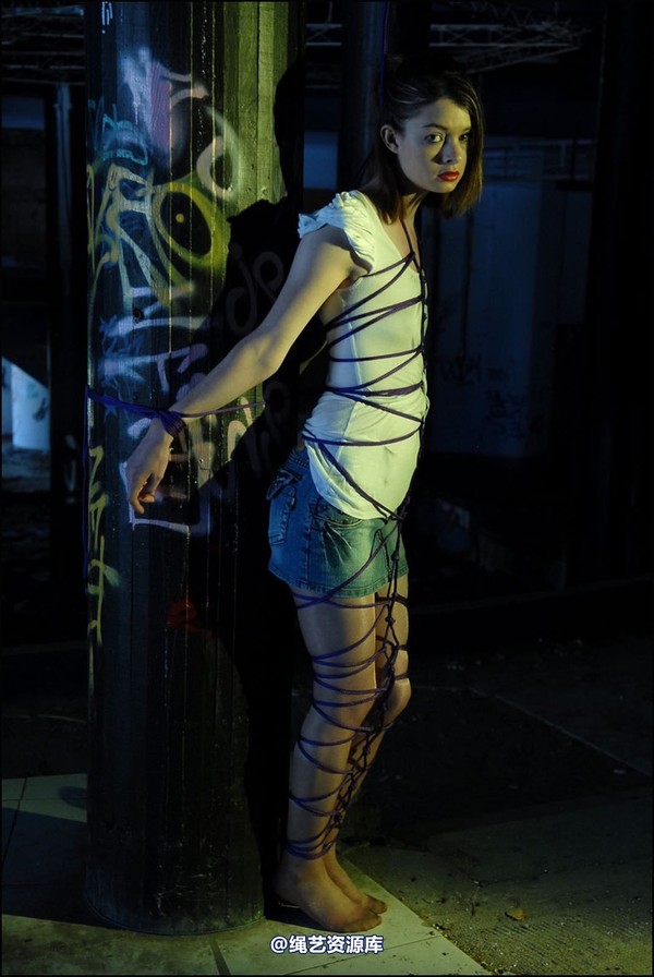 simplytied - Tied to big post 第 35 张图片