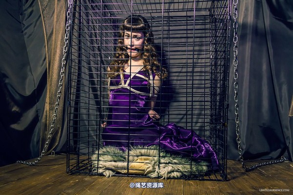 limitedaudience - 2014 fay inside the cage 2 第 25 张图片