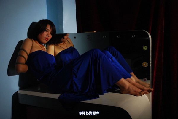 唯美之家 - 书兰-暗调 第 5 张图片