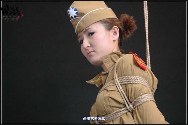唯美之家 - 08-06-02新疆军装 第 188 张图片
