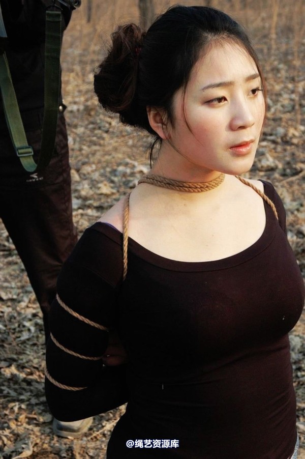 mj影视 - 2013-3-4陈沫踏青 黑丝美女最终的不归路 第 4 张图片