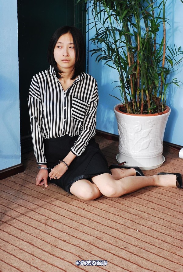 唯美之家 - 白雪试服装12 第 69 张图片