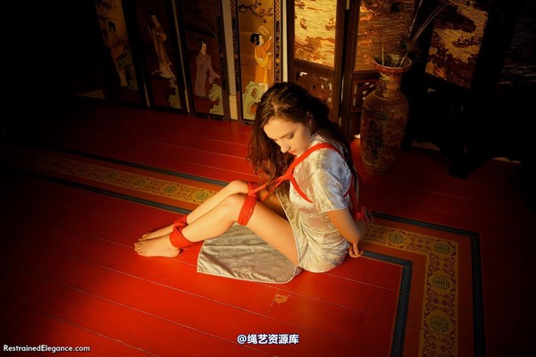 restrainedelegance - Everything You See Is For Sale 第 80 张图片