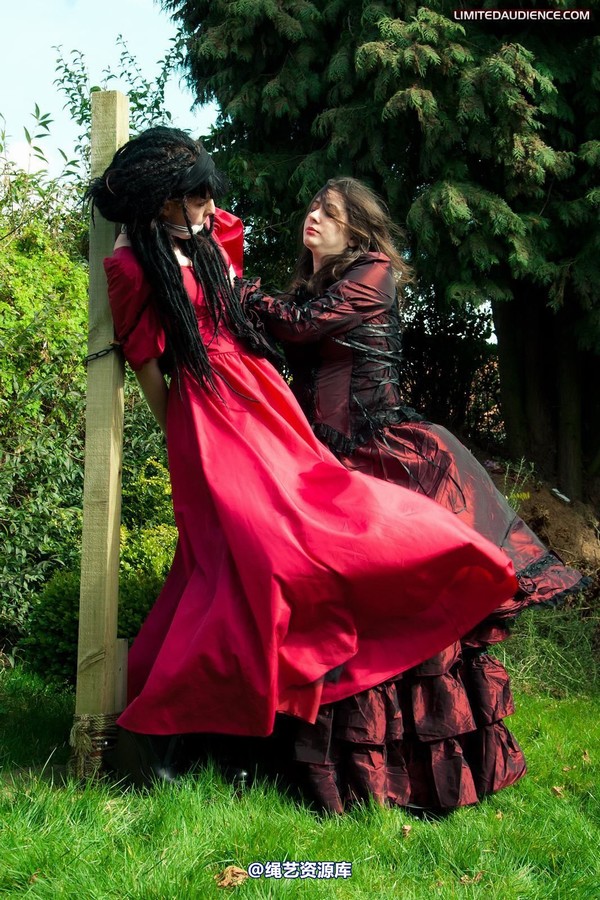 limitedaudience - 2011 catya lex eleven captive countess 2 第 30 张图片