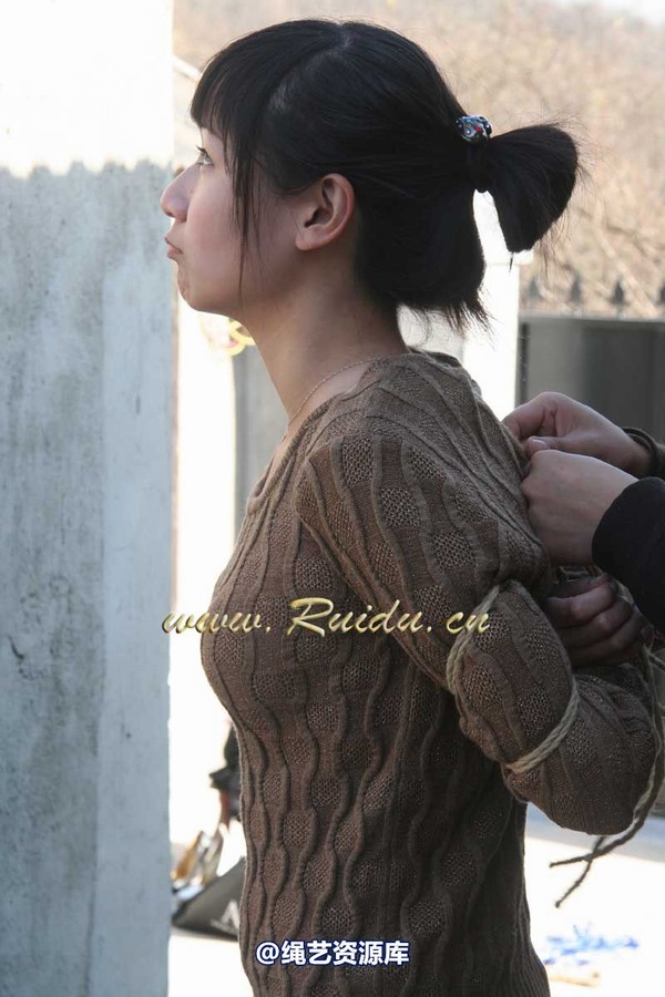 锐度主张 - 2009年第01期捆绑图（2009.1.3）模特：海豚，嫣儿，乐乐，春子 第 26 张图片