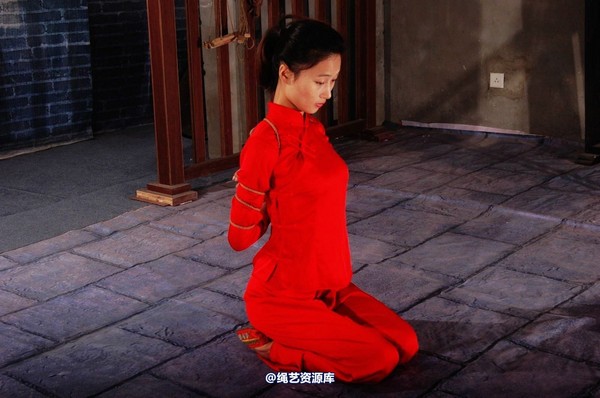 mj影视 - 倾心 玲珑女囚 第 212 张图片