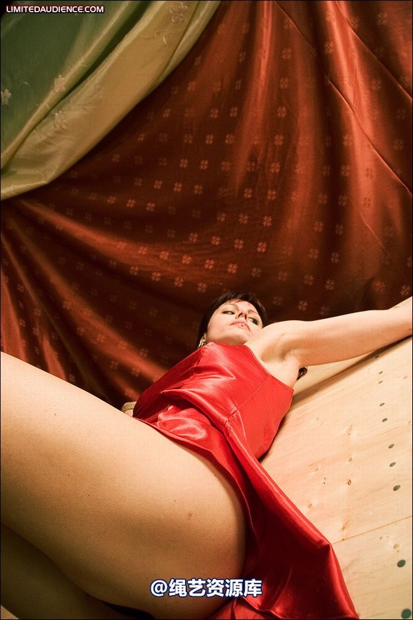 limitedaudience - 2008 scarlett unexpected predicament 第 25 张图片