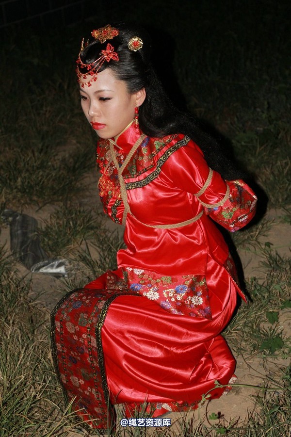胜景山庄 - 294-绑个新娘子 第 21 张图片