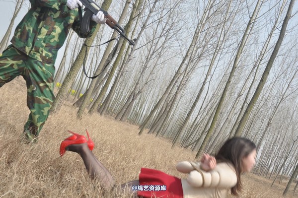 mj影视 - 车模梅晓雯 第 356 张图片