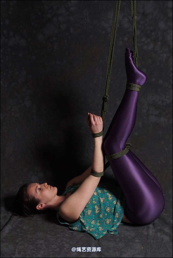 simplytied - Very nice purple tights 第 13 张图片