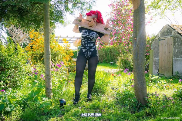 limitedaudience - 2014 raevan locked in stocks 第 8 张图片