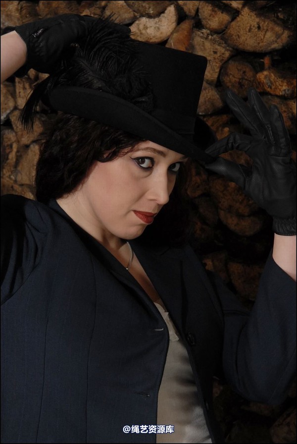 simplytied - That hat and gloves 第 3 张图片