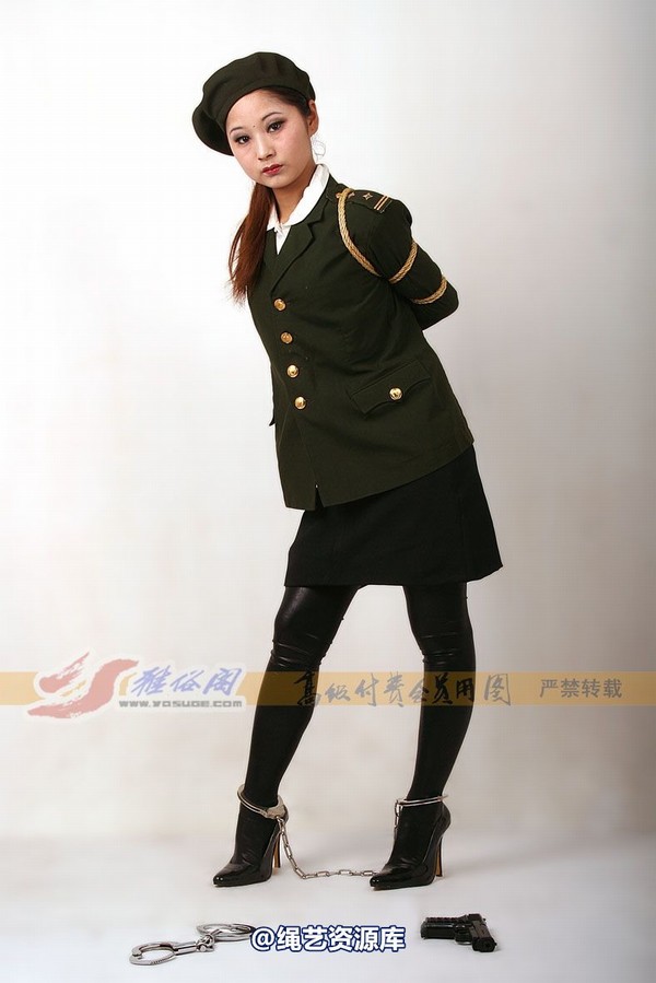 雅俗阁 - 20060401雅思警服 第 53 张图片