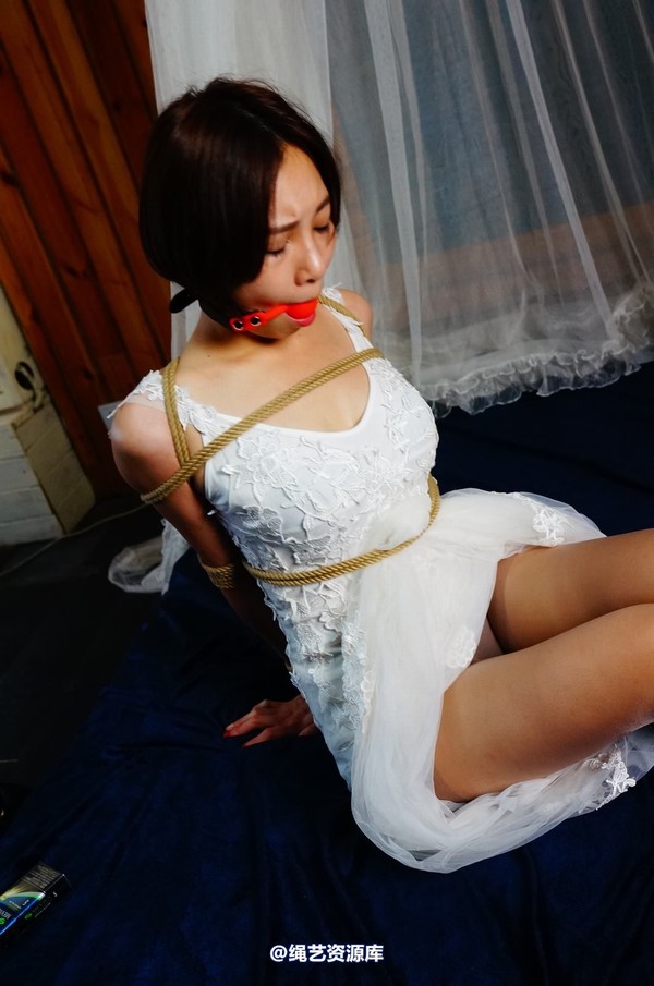 dk13美束馆 - 9.16-小仙儿白婚纱-B130P 第 17 张图片