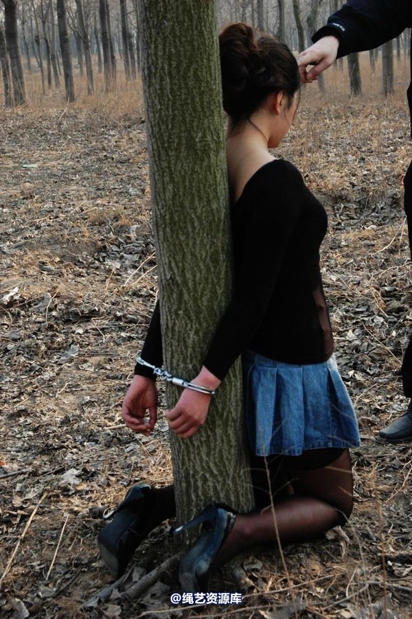 mj影视 - 2013-3-4陈沫踏青 黑丝美女最终的不归路 第 305 张图片