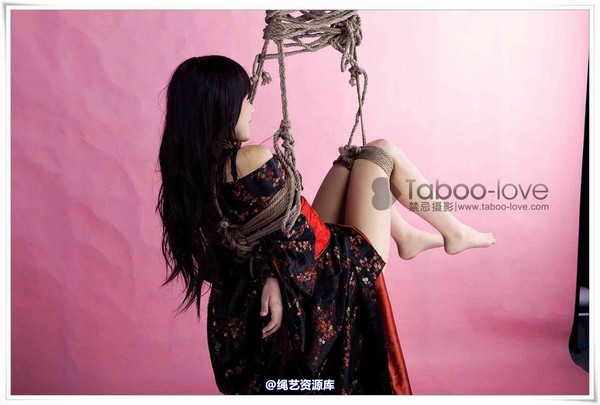 禁忌摄影 - No.009 小T ��光房�g�Y日本娃娃 第 20 张图片