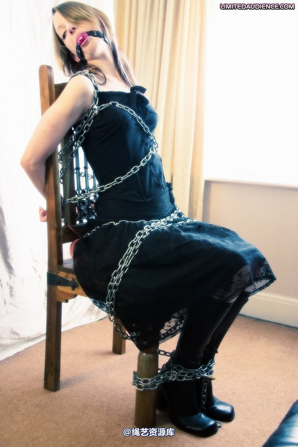 limitedaudience - 2009 pepsi waiting in chains 2 第 8 张图片