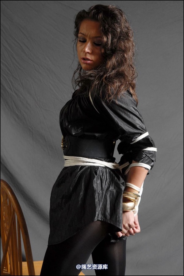 simplytied - Black fashion 第 9 张图片