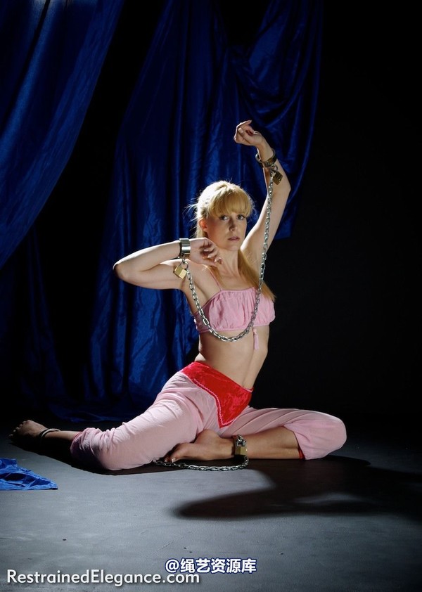 restrainedelegance - Ariel in the Harem 第 2 张图片